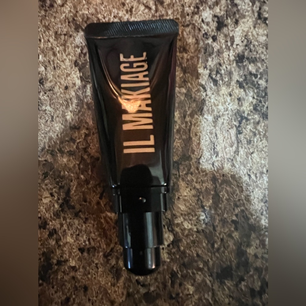 IL MAKIAGE After Party Foundation